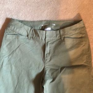 Old Navy Pixie Chino - Light Green, Size 2 Regular